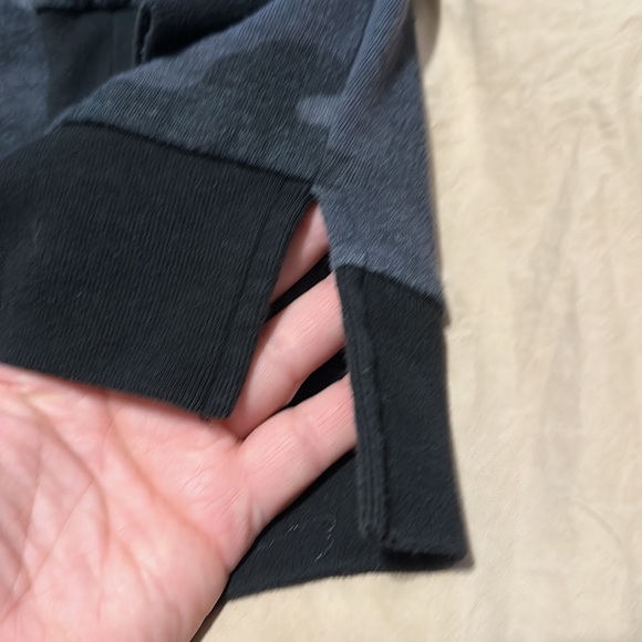 PINK sweatshirt - Picture 5 of 6